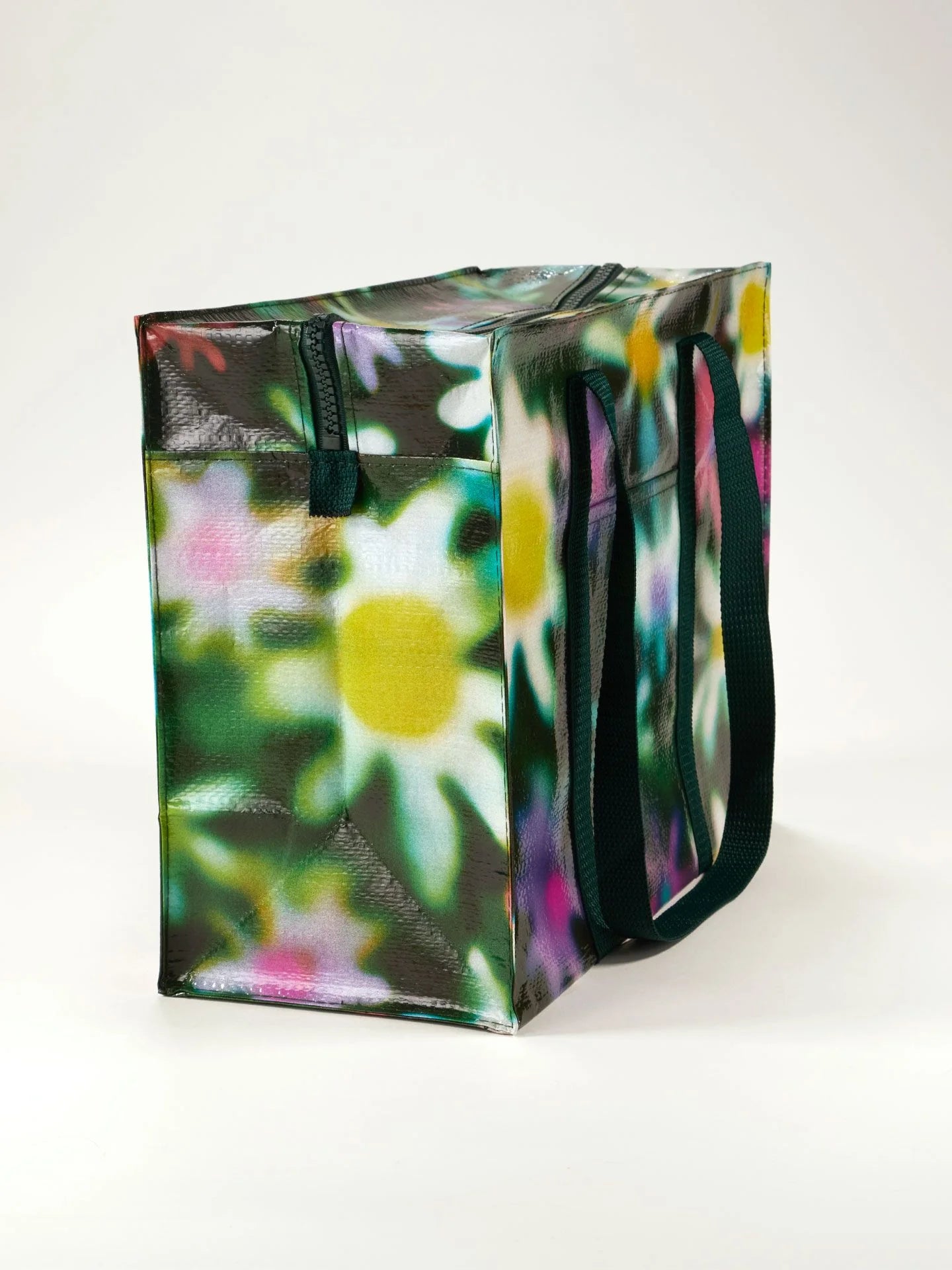Hazy Daisy Shoulder Tote